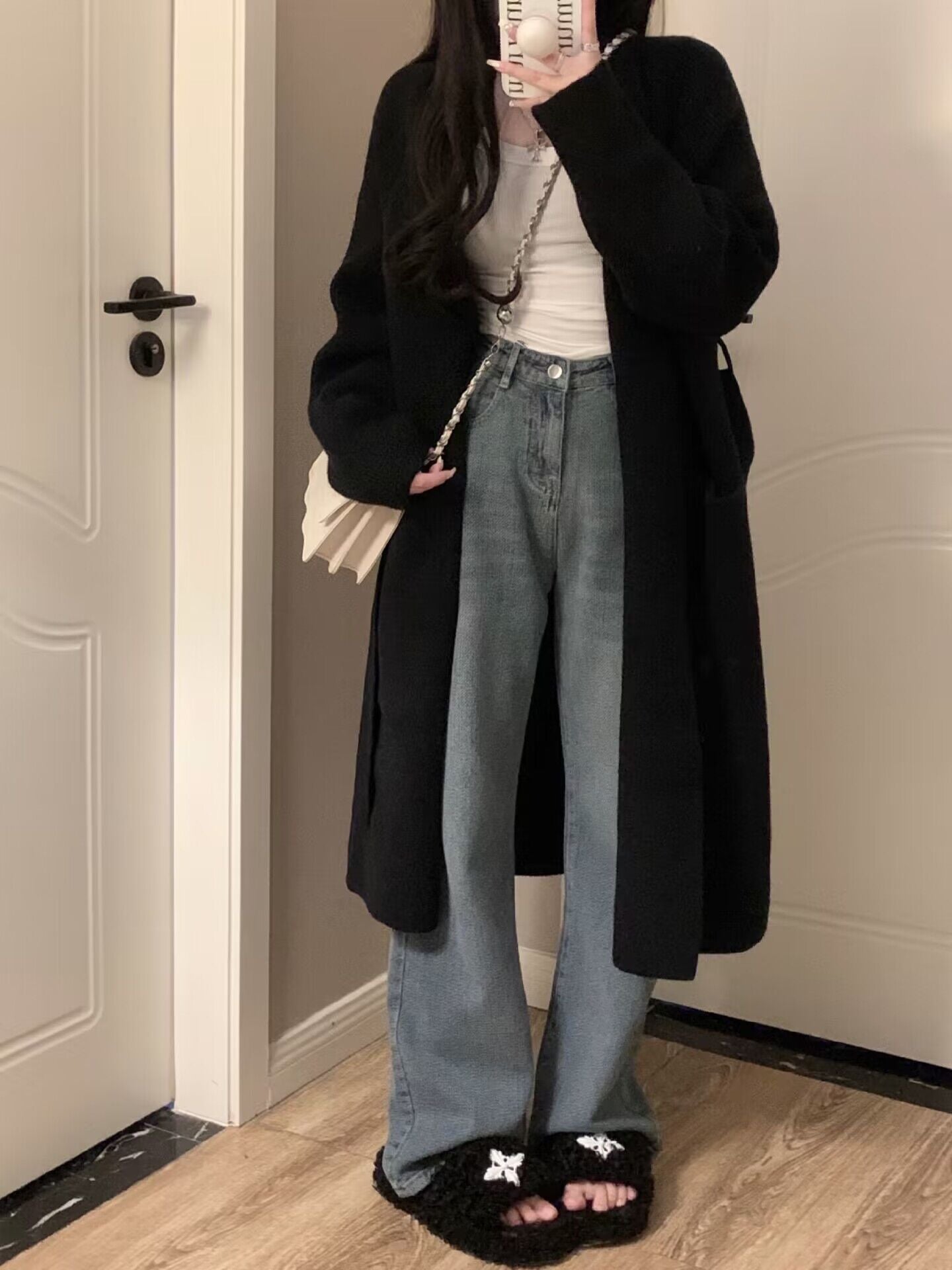 Damen langärmliger Strickcardigan aus weichem Material mit offenen Kanten Merchesia