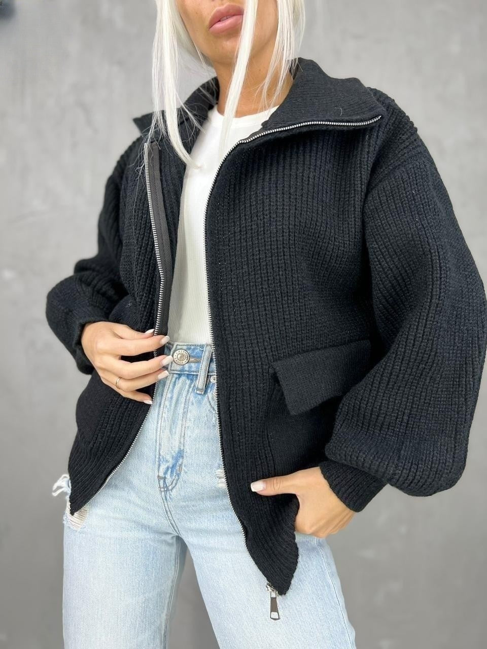 Damen Übergangsstrickjacke mit breitem Reißverschluss und praktischen Taschen Merchesia