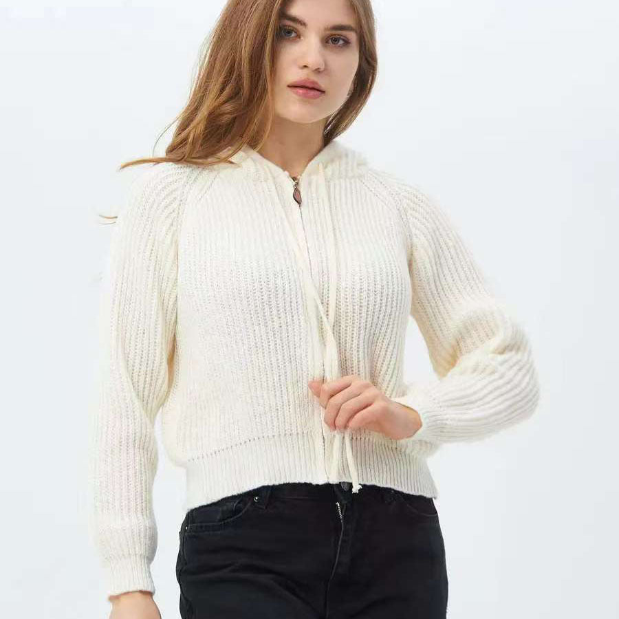 Damen Kuscheliger Kapuzenpullover im Rippdesign mit cropped Schnitt Merchesia