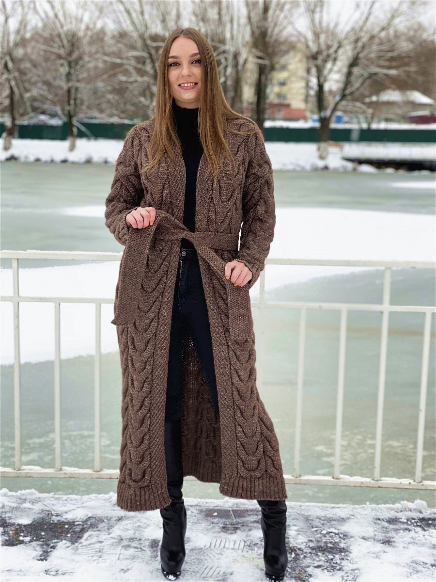 Damen Grobstrickmantel mit offenem Schnitt und praktischen Taschen Merchesia