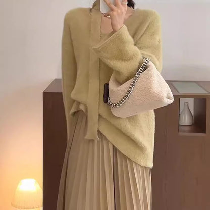 Damen Grobstrickpullover mit tiefem V-Ausschnitt und schicker Banddetails Merchesia