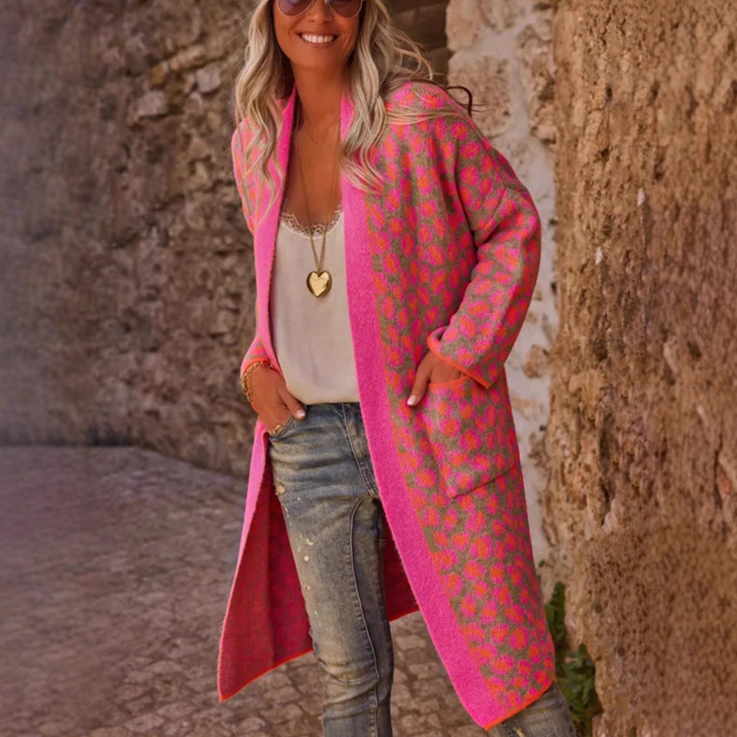 Damen modischer Cardigan mit auffälligem Muster Merchesia