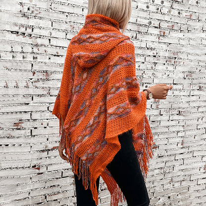 Damen Strickponcho mit Kapuze und fransigem Design Merchesia