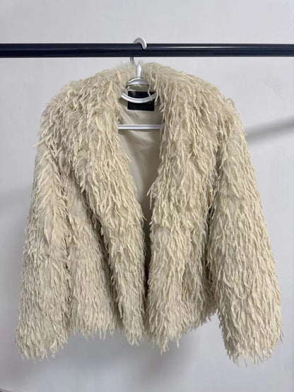 Damen Flauschige Kurzjacke aus Kunstpelz mit tiefem Schnitt Merchesia