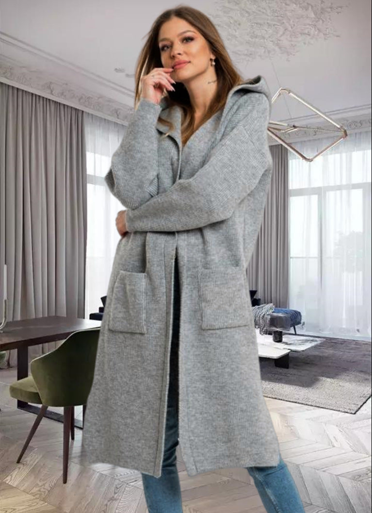 Damen Großer Strickmantel mit Kapuze und praktischen Taschen Merchesia