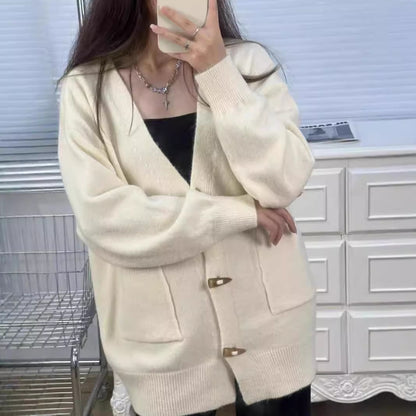 Damen Strickjacke mit großen Taschen und elegantem V-Ausschnitt Merchesia