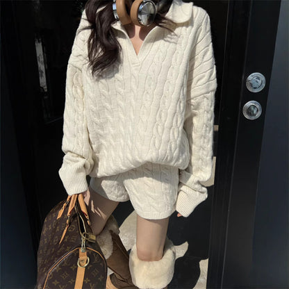 Damen Strickpullover mit hohem Kragen und eleganter Zopfmusterstruktur Merchesia