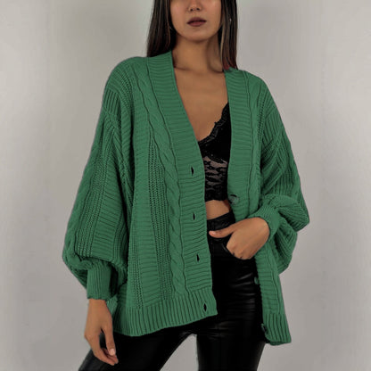 Damen Grobstrickjacke mit eleganter Knopfleiste und voluminösen Puffärmeln Merchesia