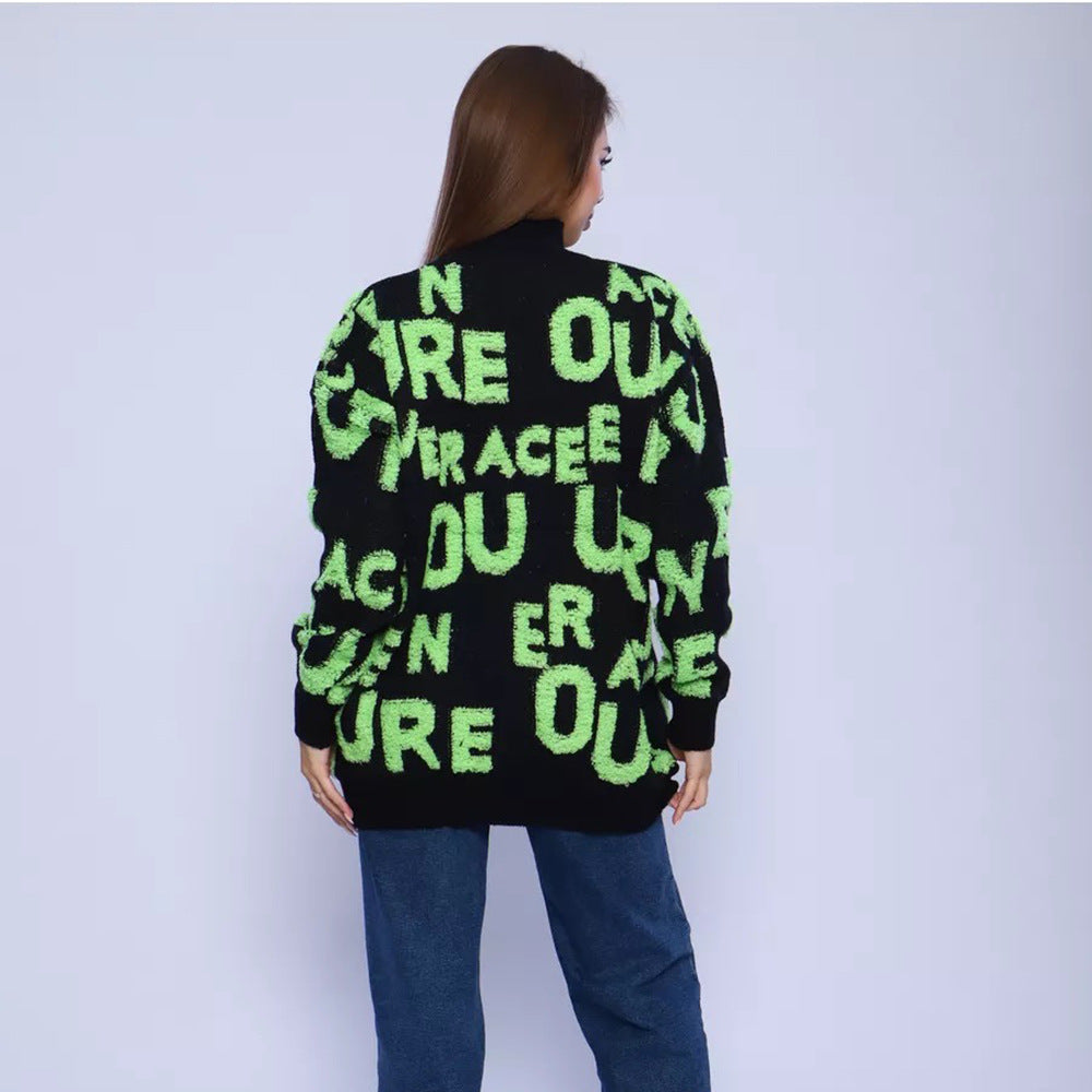 Damen Oversized Pullover mit grafischem Schriftzug und hohem Kragen Merchesia