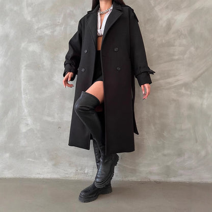 Damen Modischer Trenchcoat mit eleganten Details und doppelt geknöpfter Front Merchesia