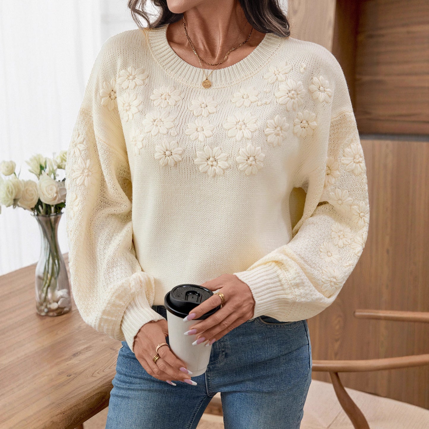 Damen modischer Pullover mit floralen Stickereien und strukturiertem Ärmel Merchesia