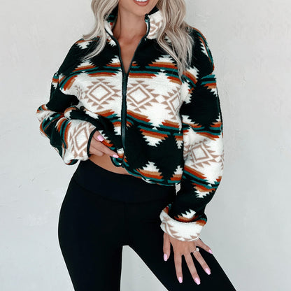 Damen kurzärmlige Fleecejacke im trendigen Ethno-Design Merchesia