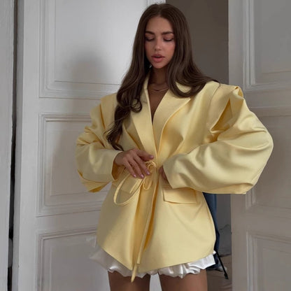 Damen Oversized Blazer mit Bindegürtel und praktischen Taschen Merchesia