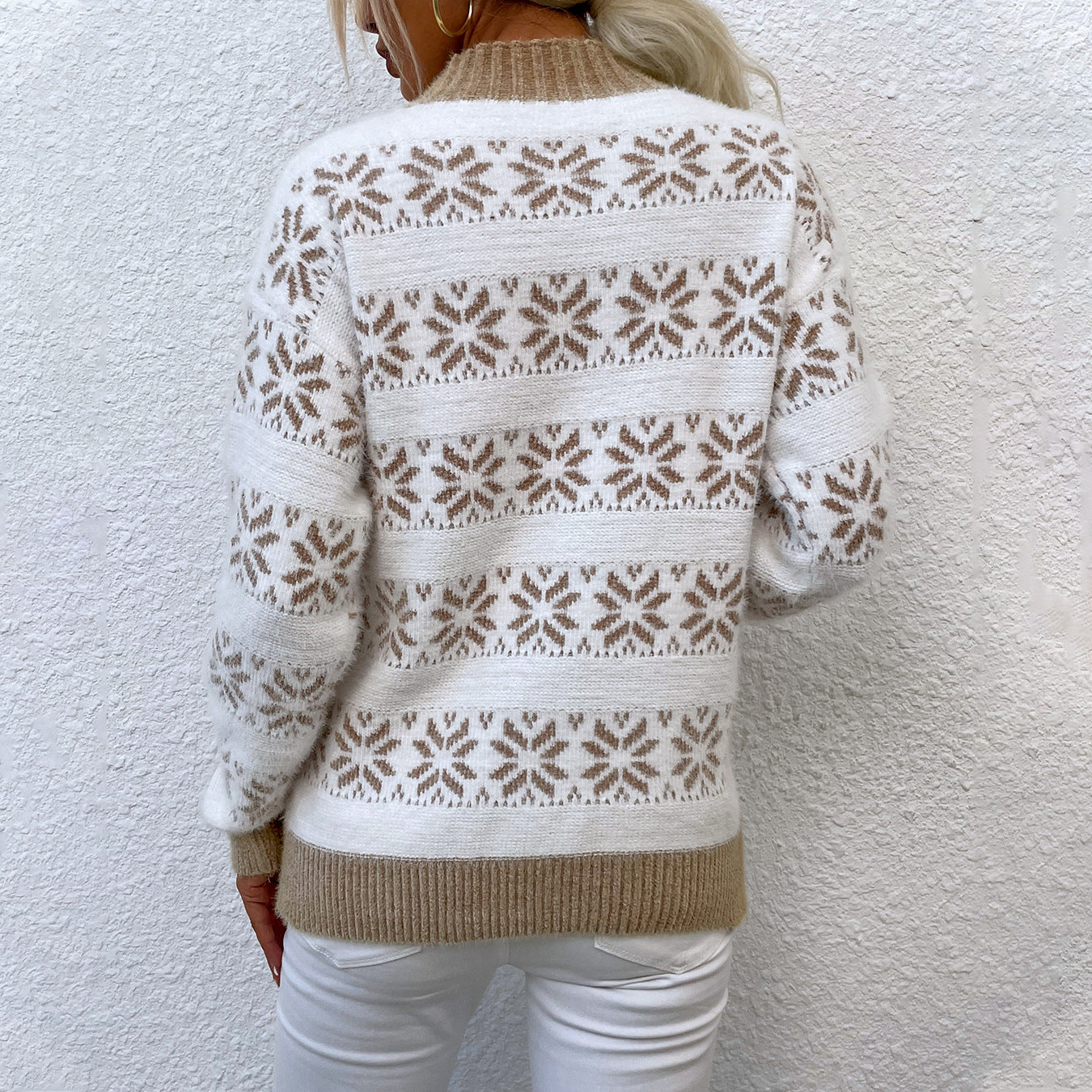 Damen Strickpullover mit Wintermotiv und hochgeschlossenem Kragen Merchesia