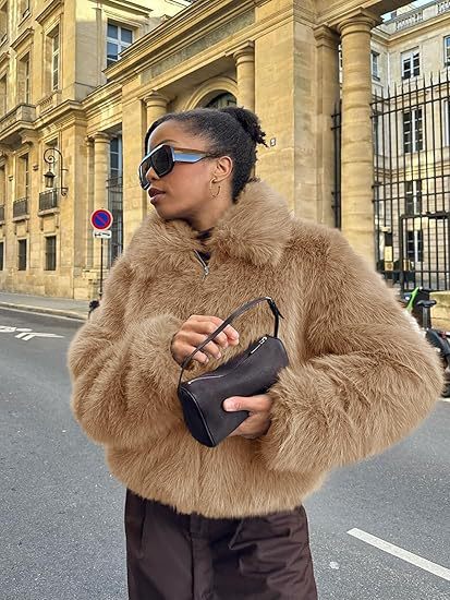 Damen Designer Kunstfelljacke Merchesia