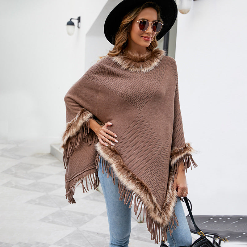 Damen eleganter Poncho mit luxuriösem Kunstfellkragen und dekadenten Fransen Merchesia