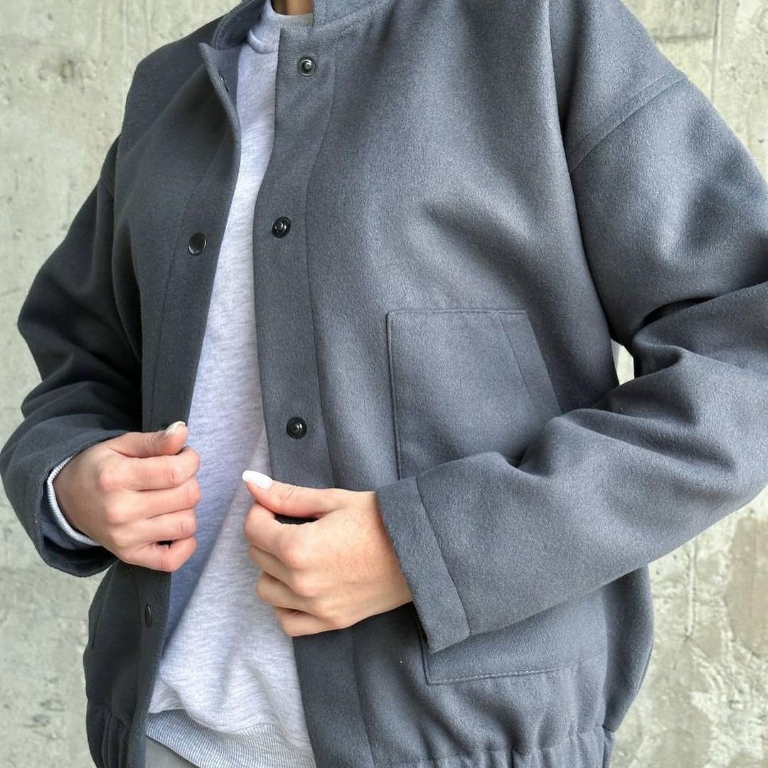 Damen lässige Collegejacke mit Knopfverschluss und Taschen Merchesia