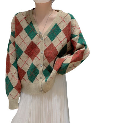 Damen Strickjacke mit modernem Rautenmuster und knöpfbarem Design Merchesia