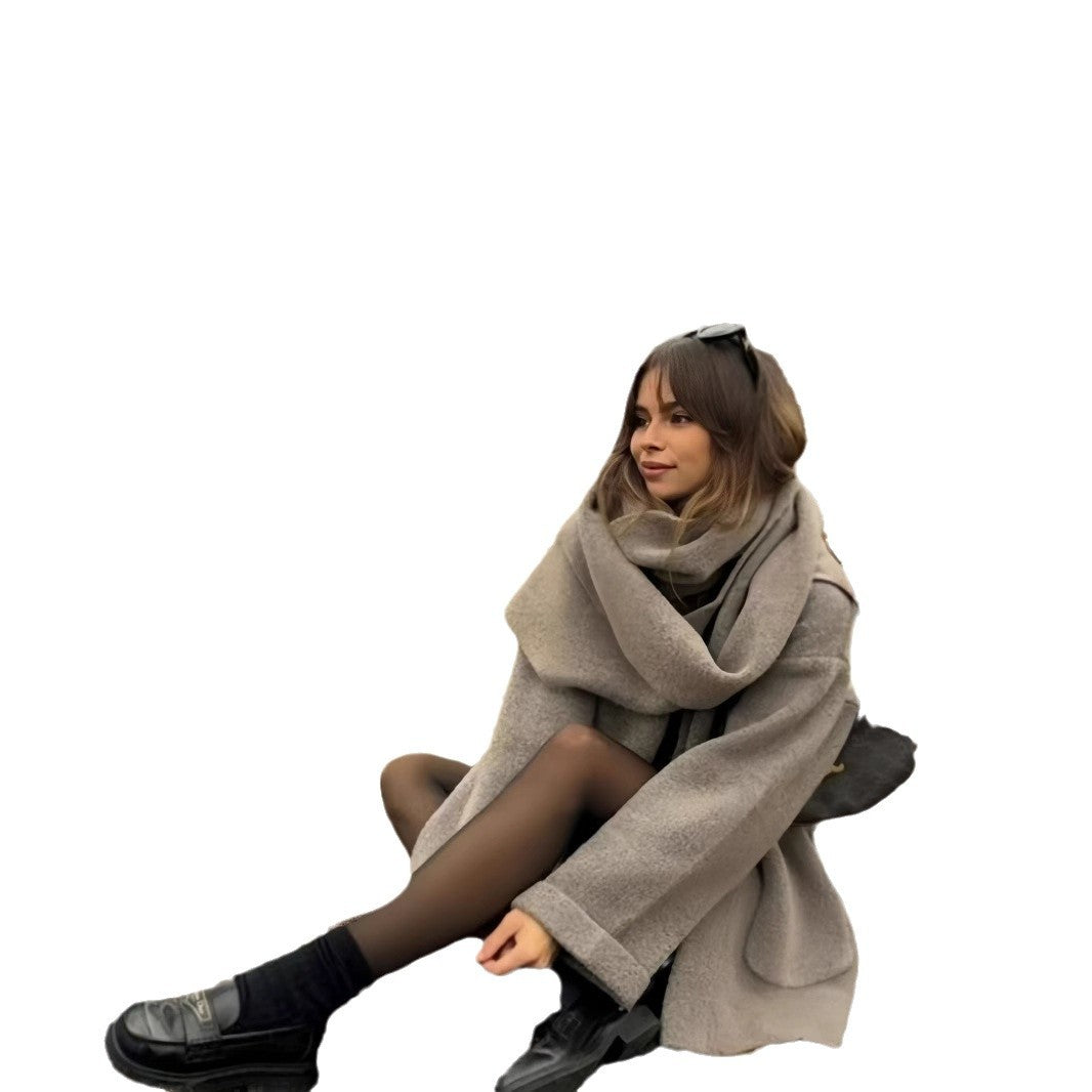 Damen elegante und warme Wickeljacke mit Schalkragen und Fransen Merchesia