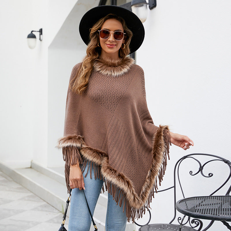 Damen eleganter Poncho mit luxuriösem Kunstfellkragen und dekadenten Fransen Merchesia
