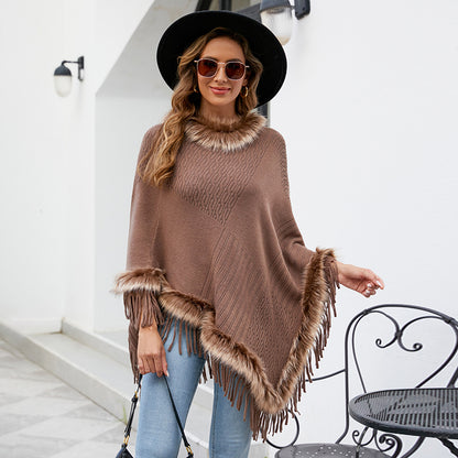 Damen eleganter Poncho mit luxuriösem Kunstfellkragen und dekadenten Fransen Merchesia
