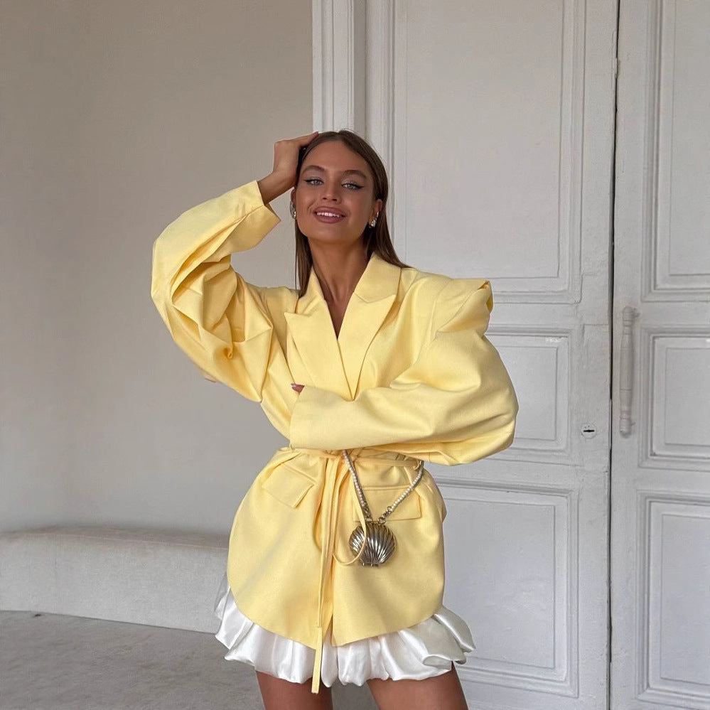 Damen Oversized Blazer mit Bindegürtel und praktischen Taschen Merchesia