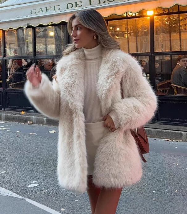 Damen Eleganter Oversized Kunstpelzmantel mit weit geschnittenen Ärmeln Merchesia