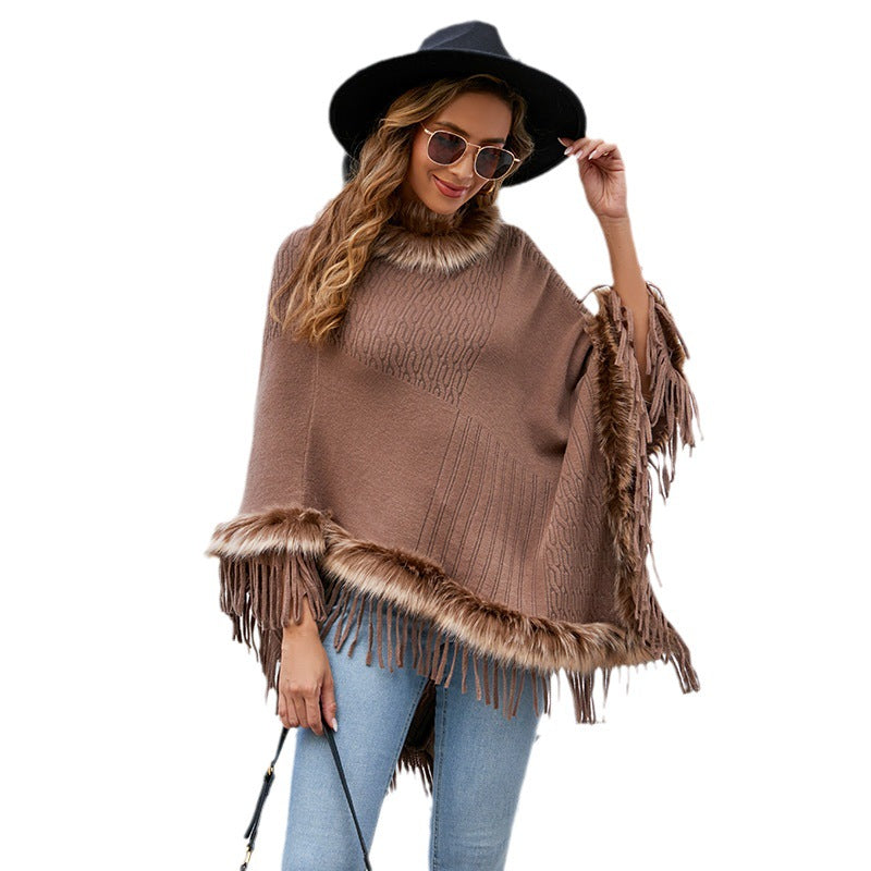 Damen eleganter Poncho mit luxuriösem Kunstfellkragen und dekadenten Fransen Merchesia