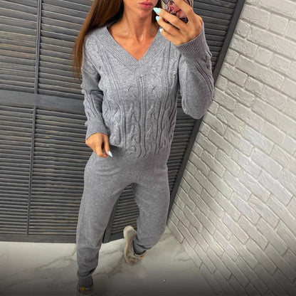 Damen gemütlicher Strickanzug mit V-Ausschnitt und Zopfdesign Merchesia