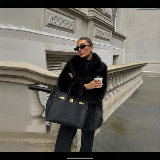 Damen Eleganter Oversized Kunstpelzmantel mit weit geschnittenen Ärmeln Merchesia