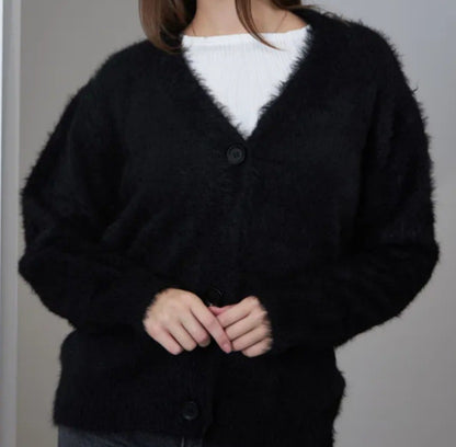 Damen kuschelige Strickjacke mit weichem Mohair-Mix und eleganter Knopfleiste Merchesia