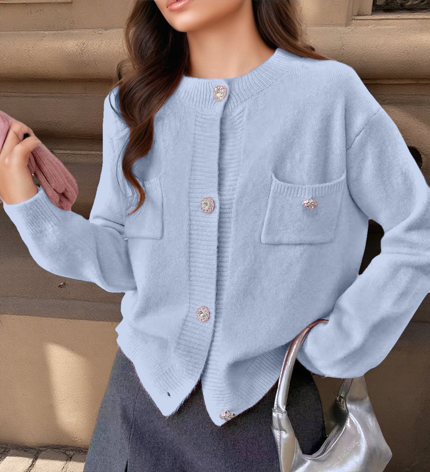 Damen Strickjacke mit dekorativen Taschen und edlen Knöpfen Merchesia