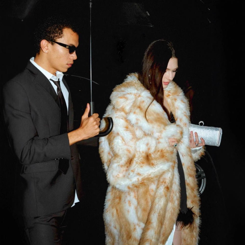 Damen Luxuriöser Oversized-Kunstfellmantel im Animal-Print Merchesia