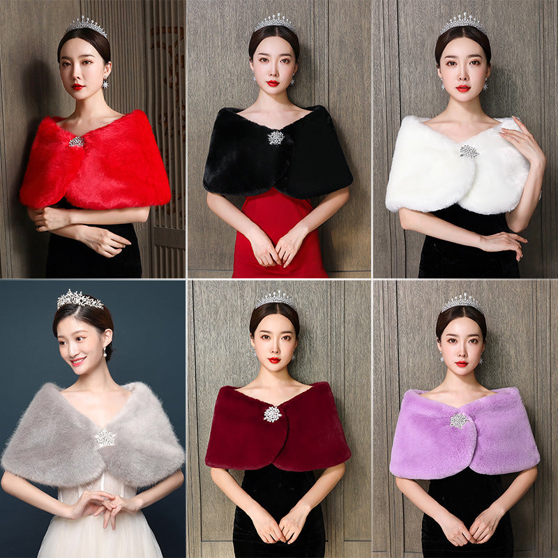 Damen eleganter und luxuriöser Umhang aus Kunstpelz Merchesia