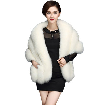 Damen Elegante Kunstpelz-Stola mit voluminösem Schnitt Merchesia