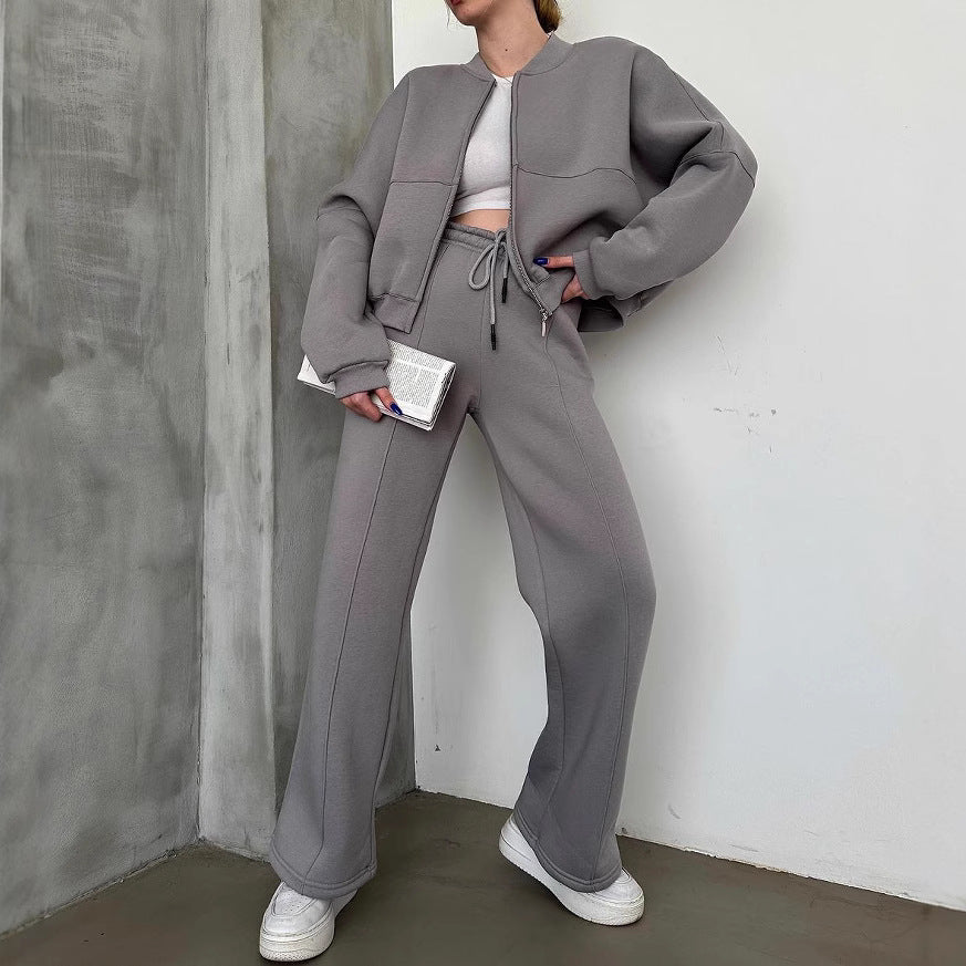 Damen Freizeitlook mit lässiger Zip-Jacke und weit geschnittener Hose Merchesia