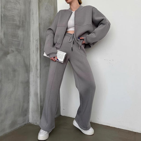 Damen Freizeitlook mit lässiger Zip-Jacke und weit geschnittener Hose Merchesia