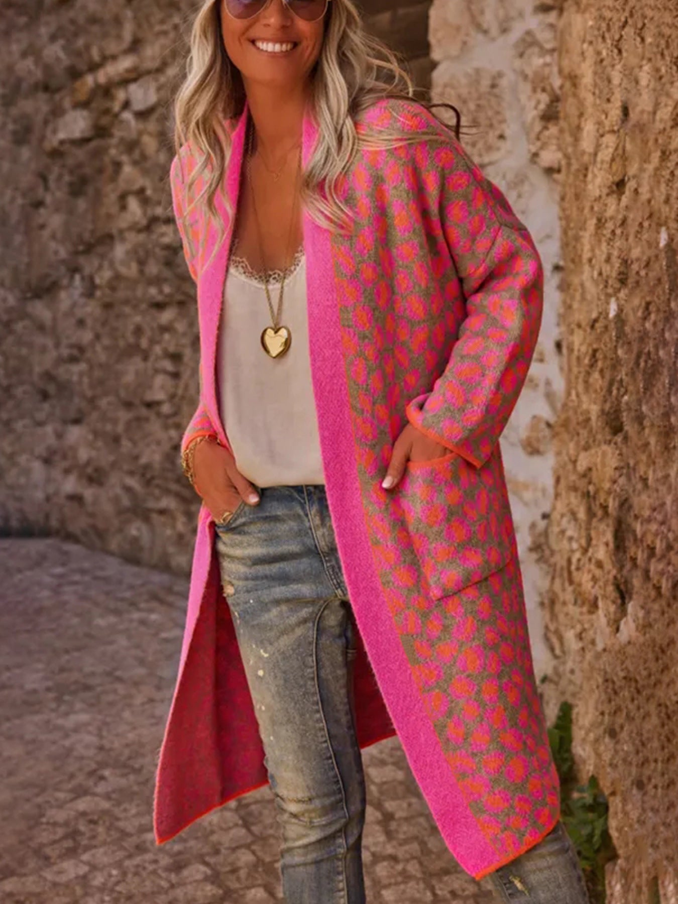 Damen modischer Cardigan mit auffälligem Muster Merchesia