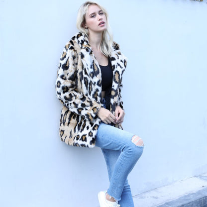 Damen Kuscheliger Pelzmantel mit Kapuze und Katzenohren Merchesia