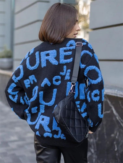 Damen Oversized Strickpullover mit auffälligem Schriftzug und lässiger Passform Merchesia