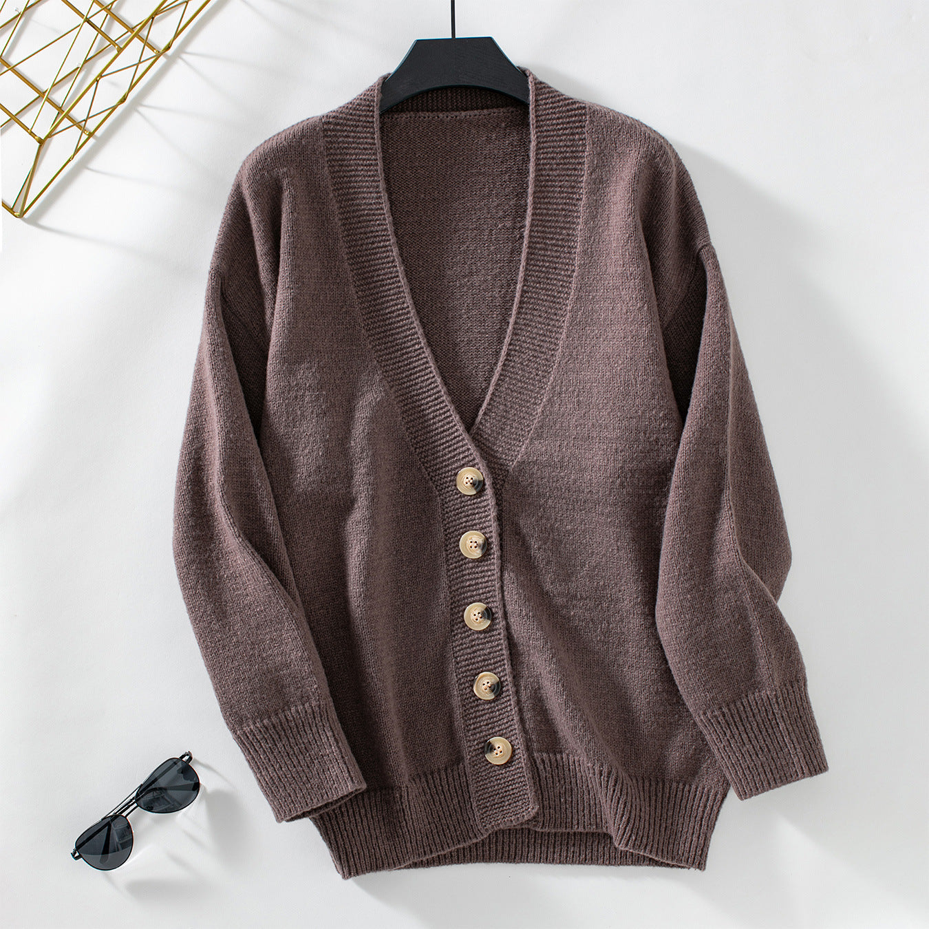 Damen gemütliche Strickjacke mit Knopfdetails und tiefem V-Ausschnitt Merchesia