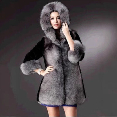 Damen Eleganter und warmer Kunstpelzparka mit Kapuze Merchesia