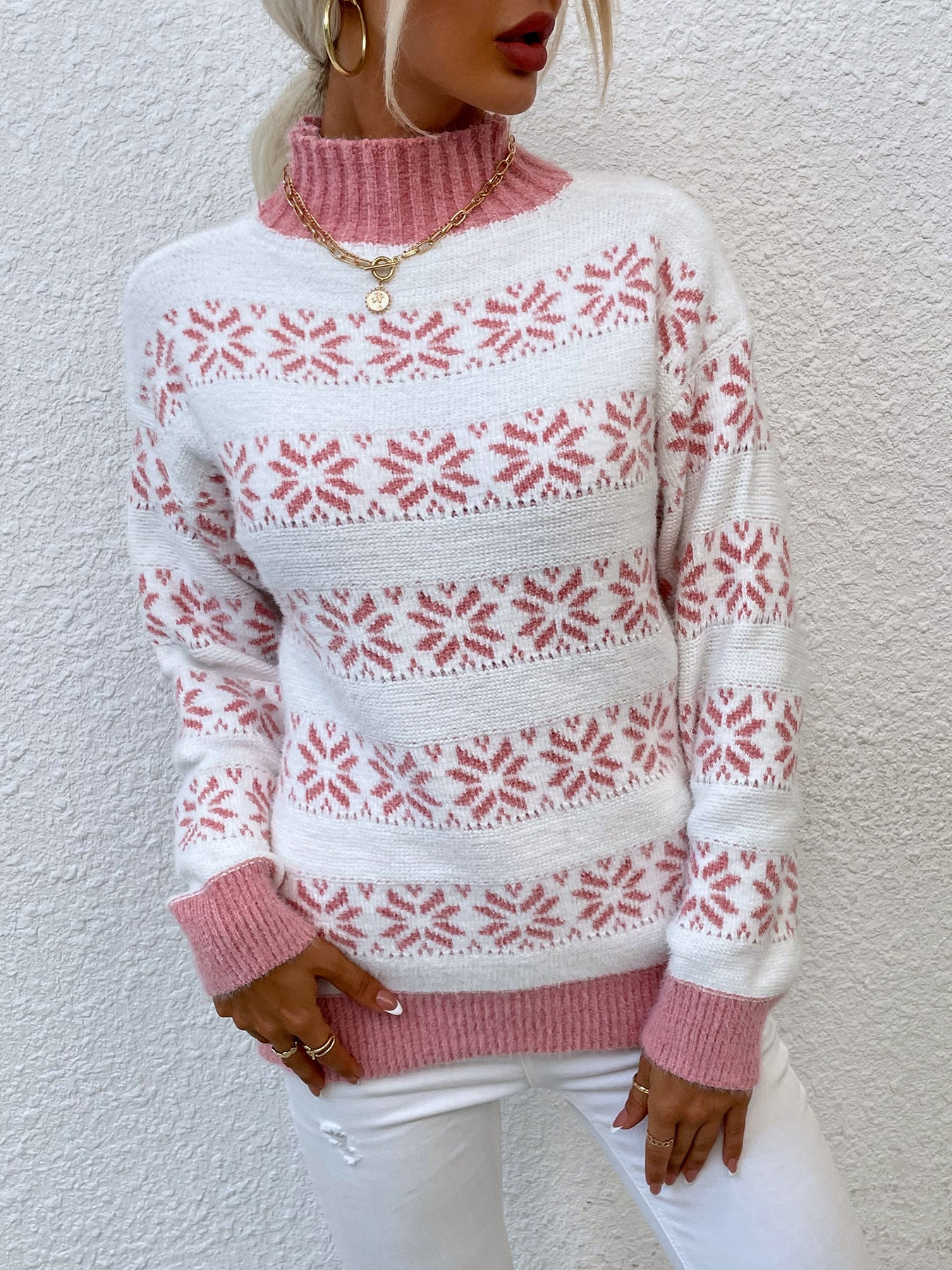 Damen Strickpullover mit Wintermotiv und hochgeschlossenem Kragen Merchesia
