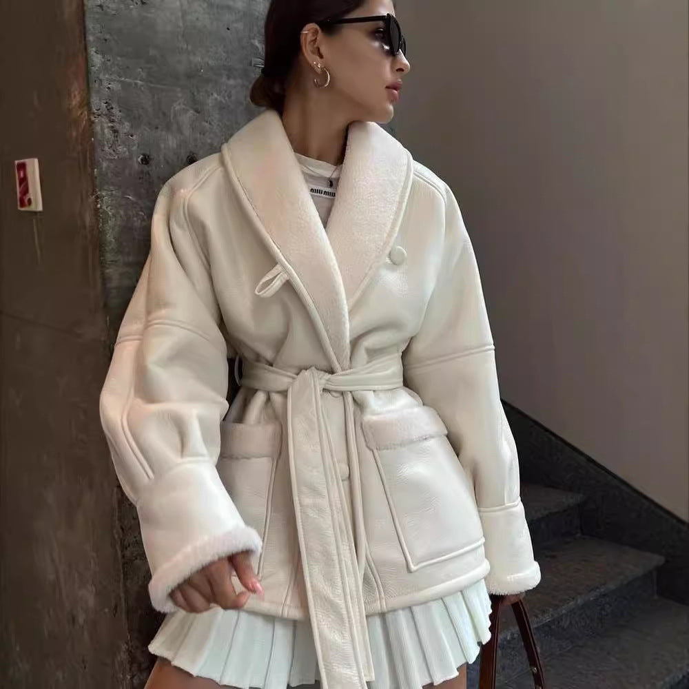 Damen Oversize Jacke mit hochwertiger Innenausstattung Merchesia