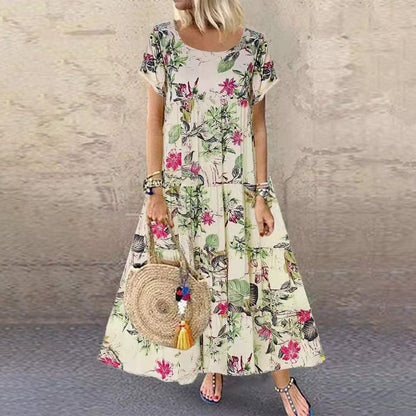 Langes Kleid mit Blumen im Vintage-Look