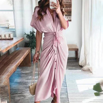 Modisches modernes Kleid