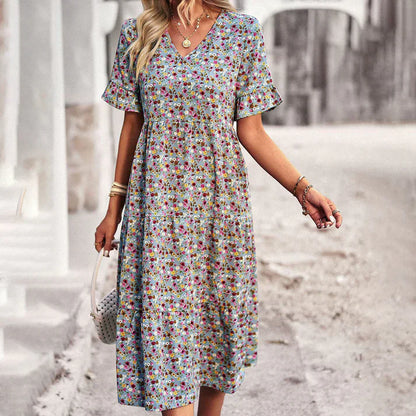 – verspieltes sommerkleid in apricot mit blumenprint