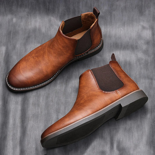WW | Zeitlose Leder-Stiefeletten