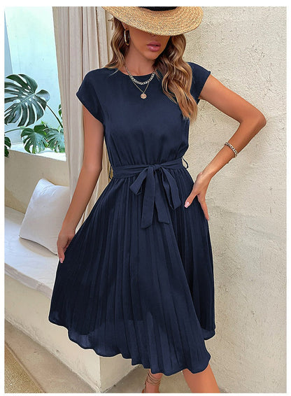 Schönes Faltenkleid