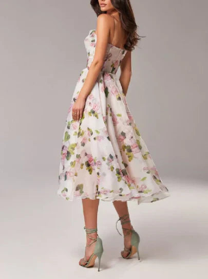 kleid mit bedruckter krawatte